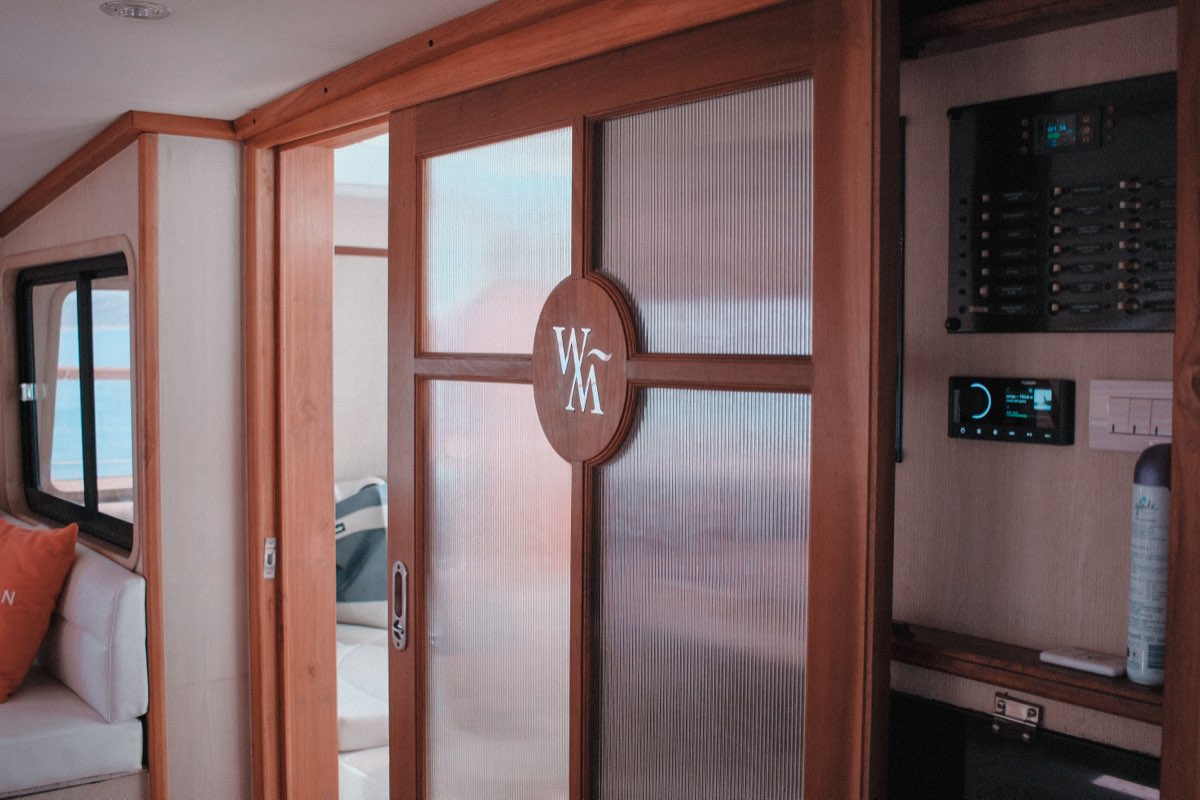 White Marlin bow deck lounge area